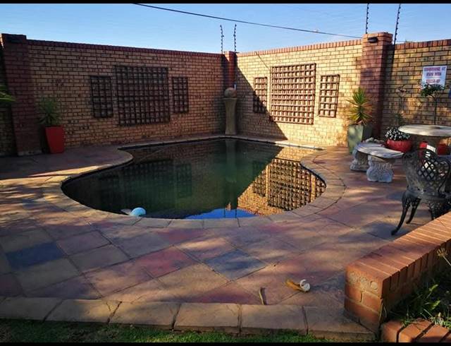 BUSINESS FOR SALE IN AERORAND